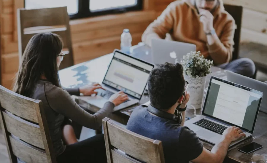 Three main steps to grow your business online